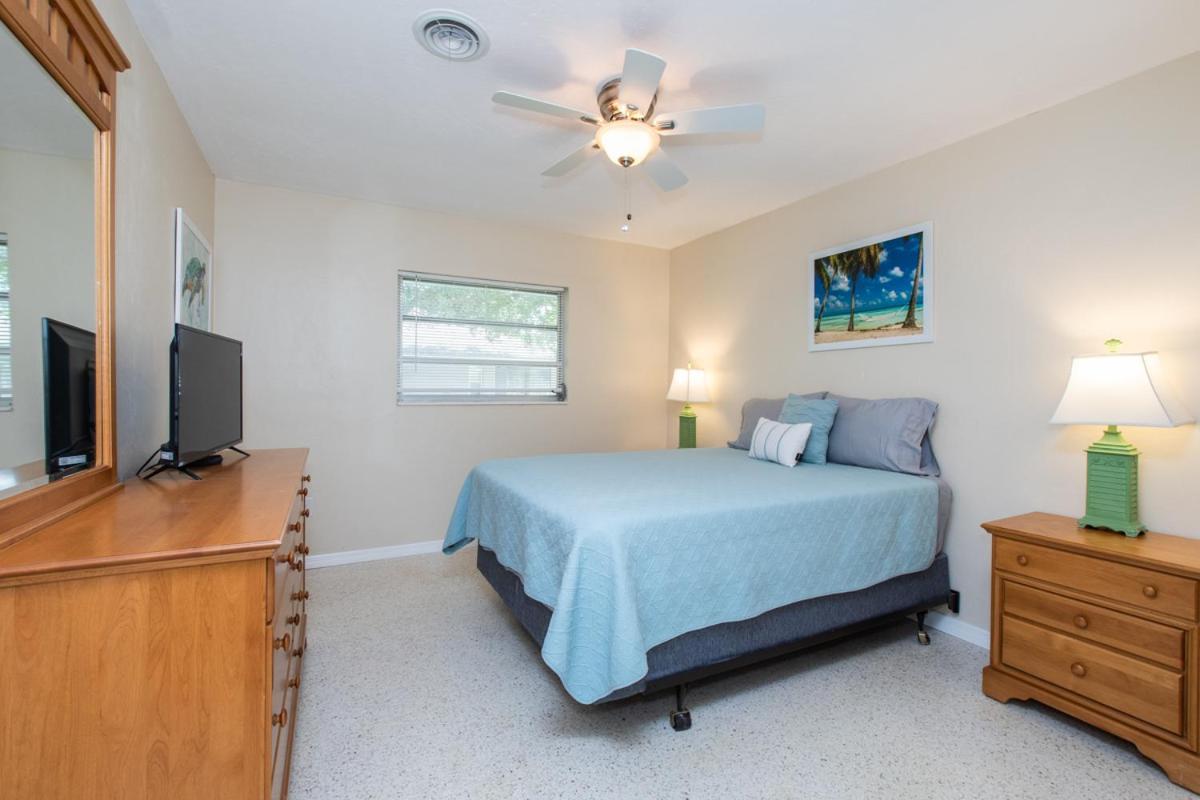 New York Avenue Rancher Sarasota Luaran gambar